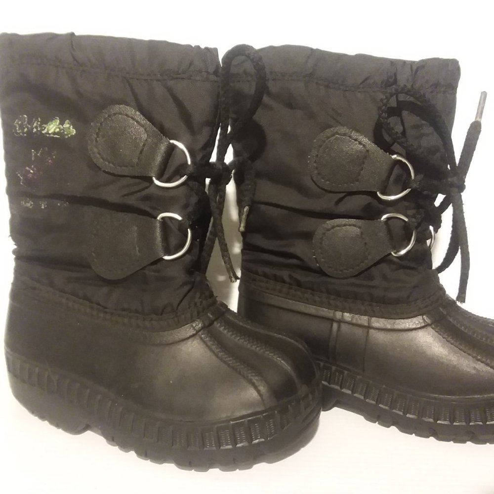 Cabela's Youth size 8 Winter Snowboots